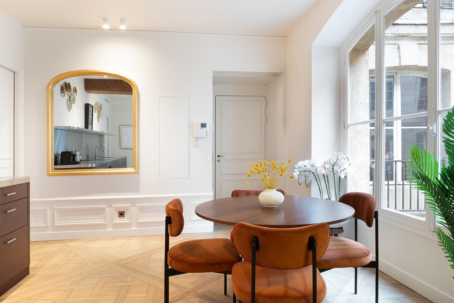 Pick A Flat'S Apartements With Services In Louvre - Rue Des Halles Paris Bagian luar foto